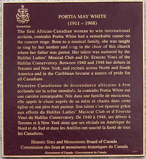 Portia White plaque in front of Zion United Baptist Church, picture